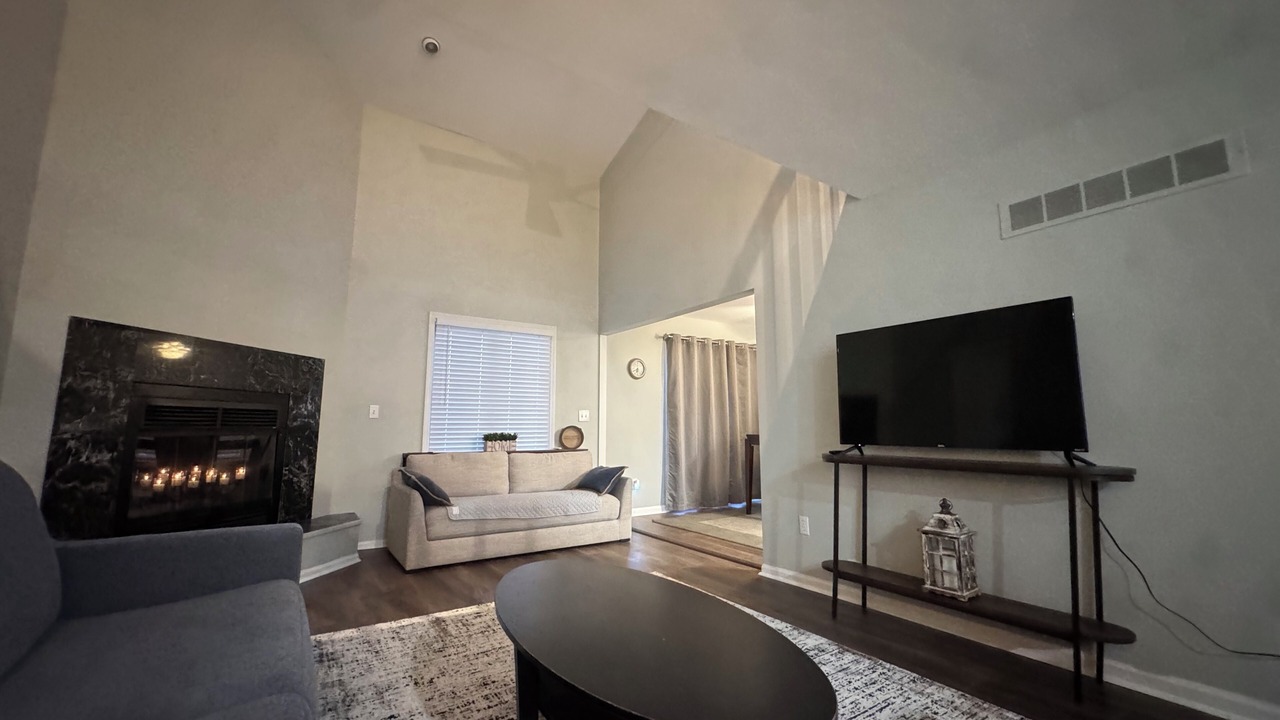 Photo of Livingroom in Harrison