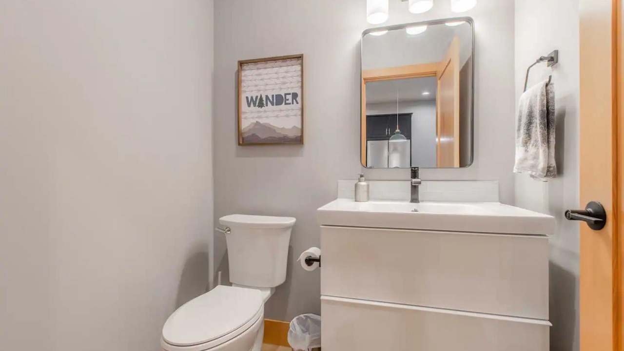 Photo of Bathroom in Warnick