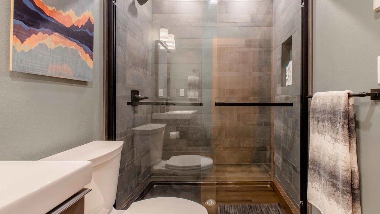 Photo of Bathroom in Warnick