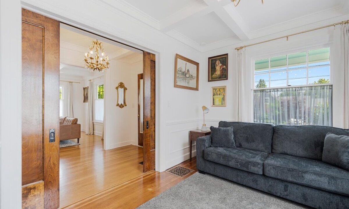 Photo of Livingroom in Newberg