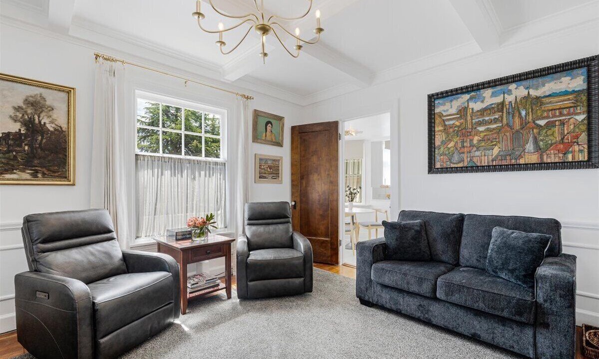 Photo of Livingroom in Newberg