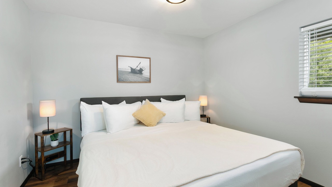 Photo of Bedroom in Grayland