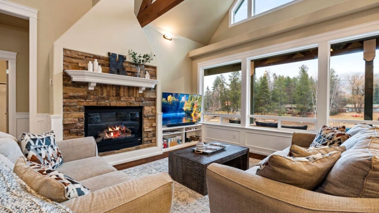Photo of Livingroom in Sagle