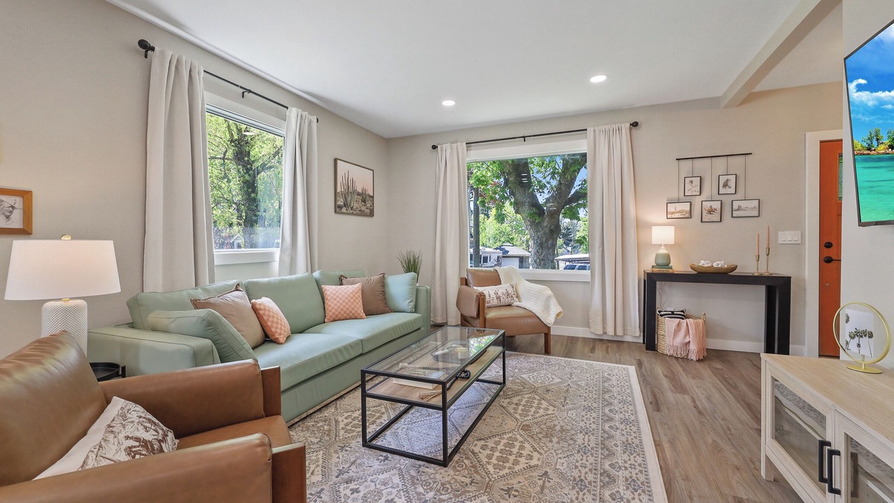 Photo of Livingroom in Manito