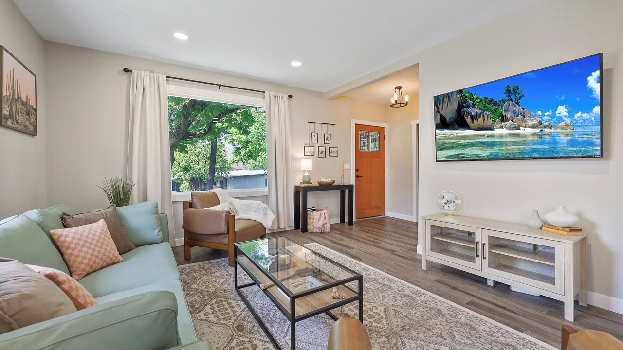 Photo of Livingroom in Manito