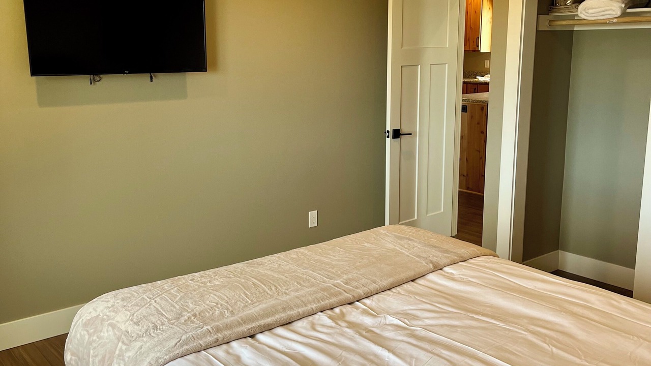 Photo of Bedroom in West Stayton