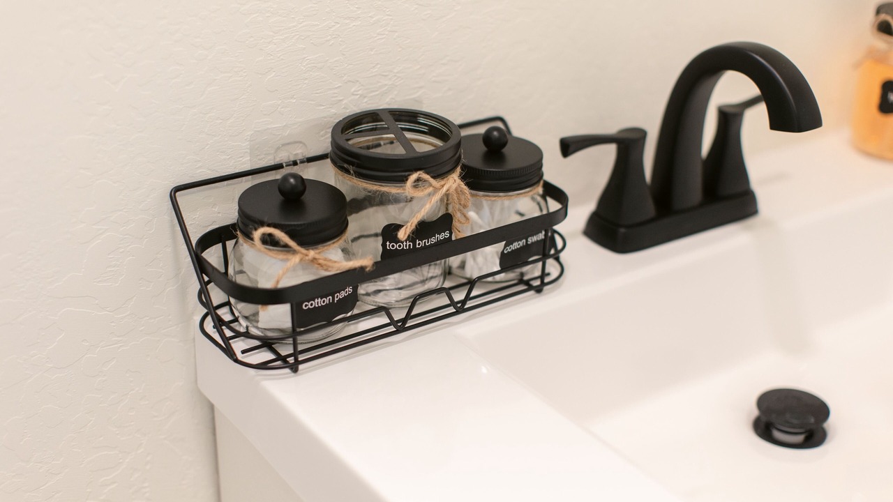Photo of Bathroom in Eagle Point