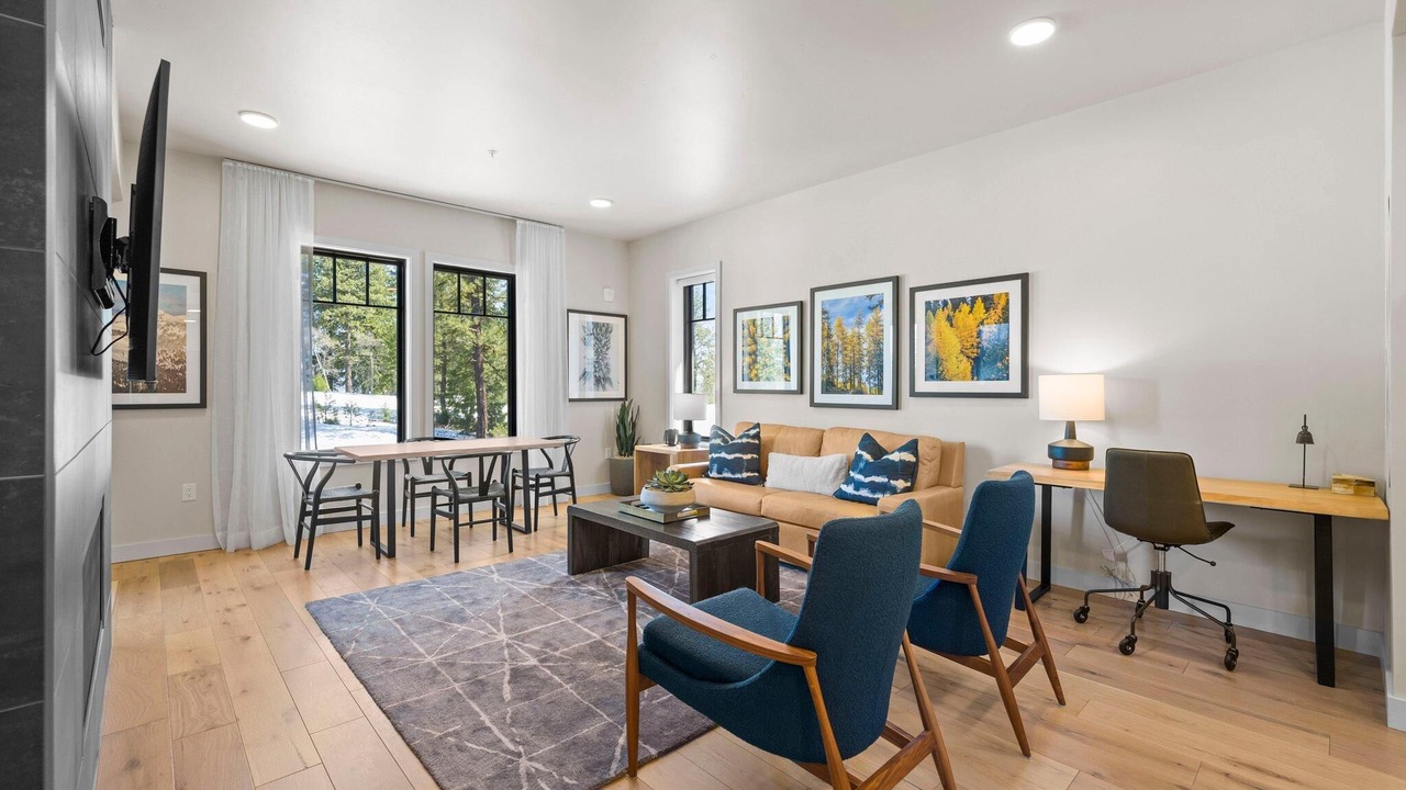 Photo of Livingroom in Tamarack Resort