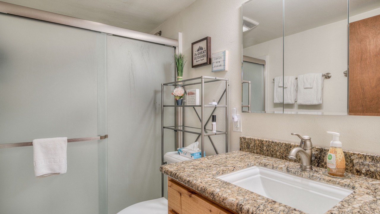 Photo of Bathroom in Sunriver