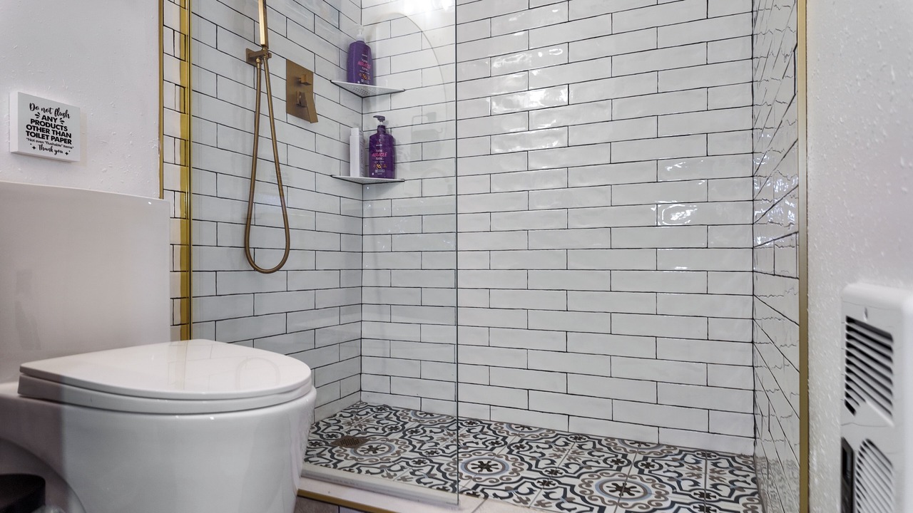 Photo of Bathroom in Glacier