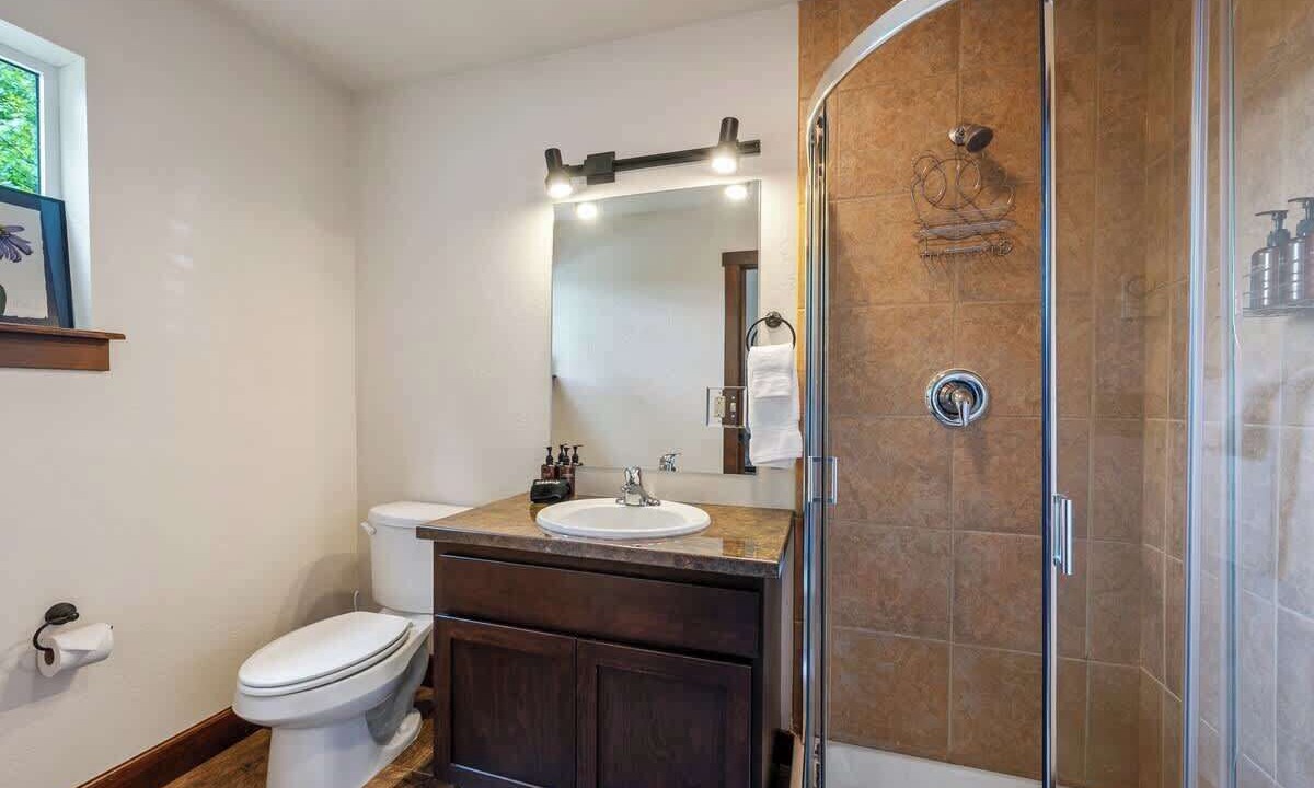Photo of Bathroom in Dover Bay