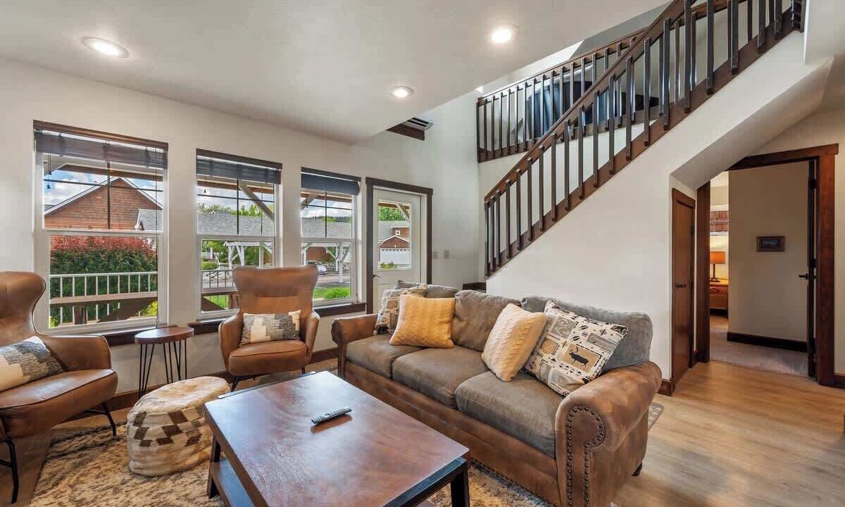 Photo of Livingroom in Dover Bay