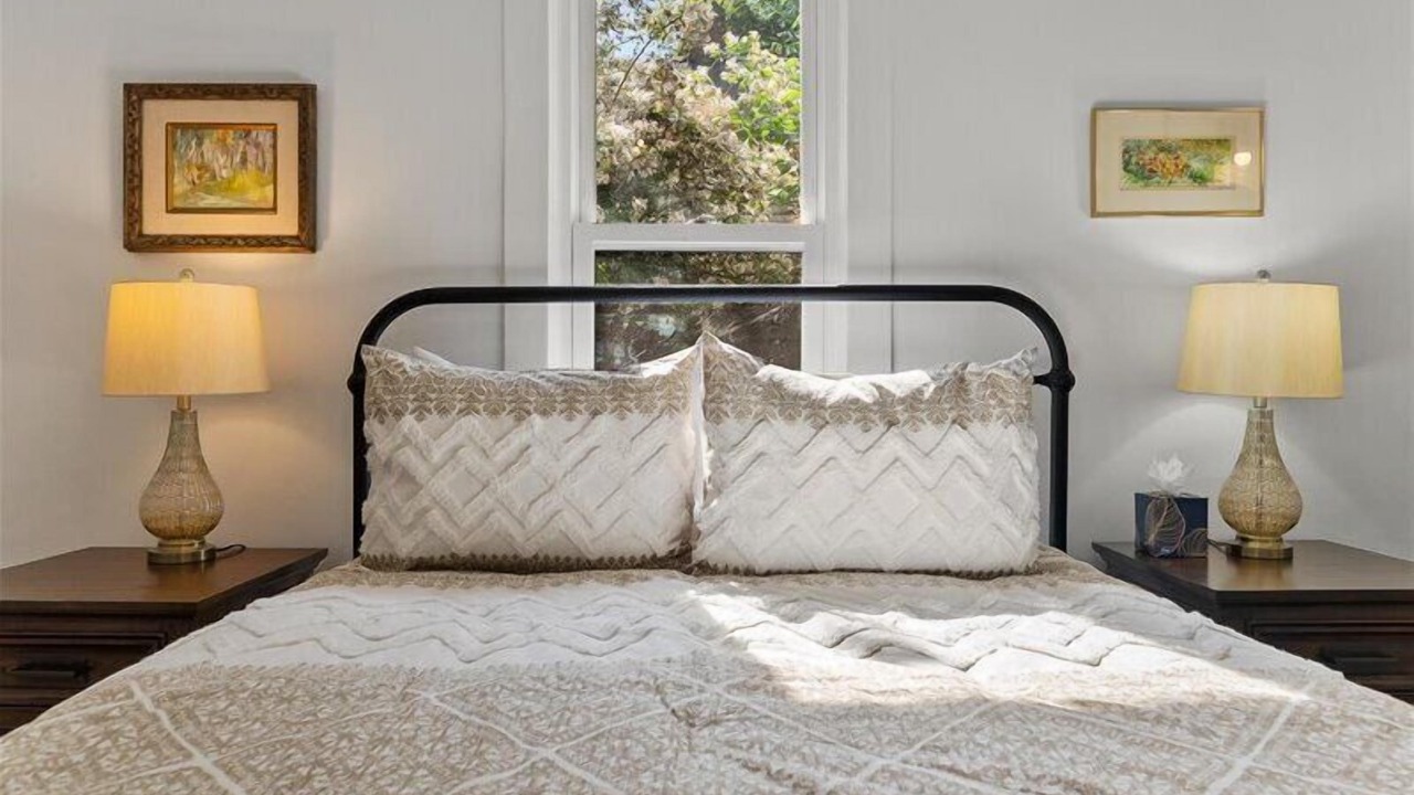 Photo of Bedroom in Garden District