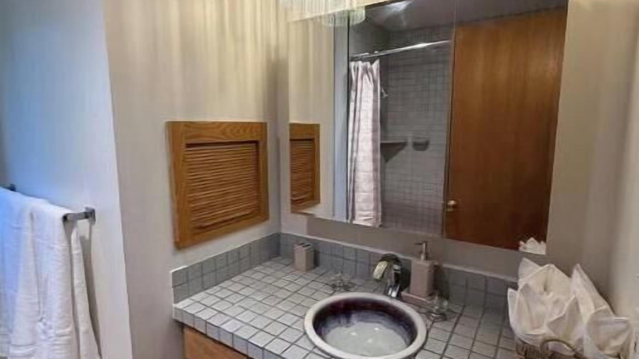 Photo of Bathroom in Shoreline