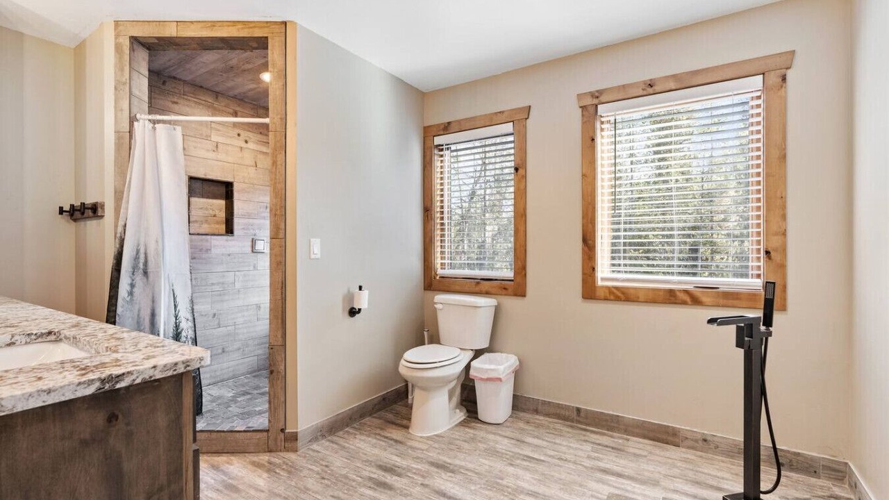 Photo of Bathroom in Ashton
