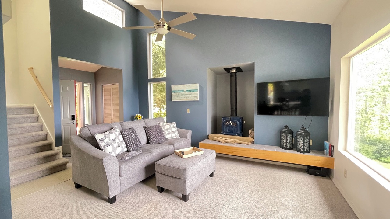 Photo of Livingroom in Coupeville