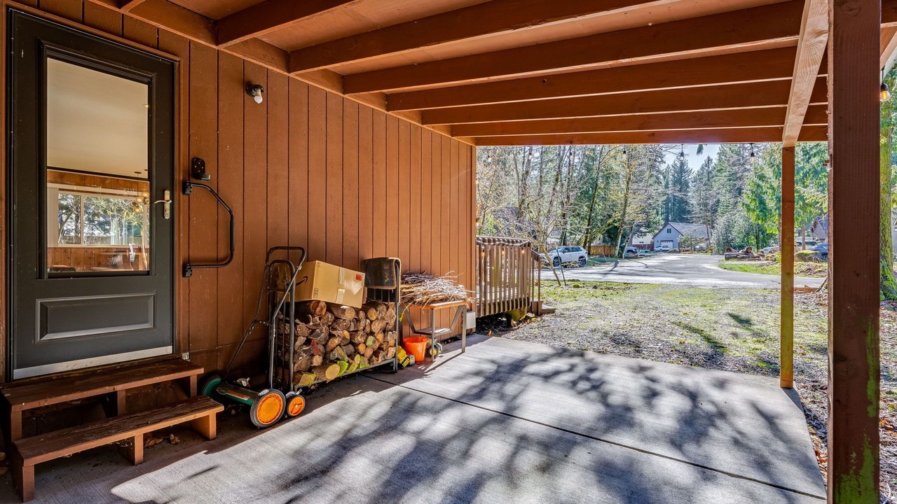 Photo of Patio Balcony in Mount Hood Village