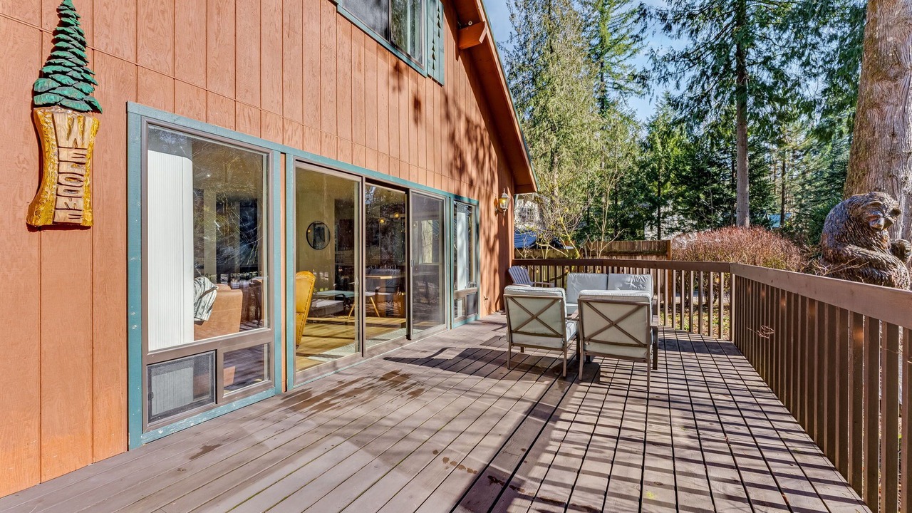 Photo of Patio Balcony in Mount Hood Village