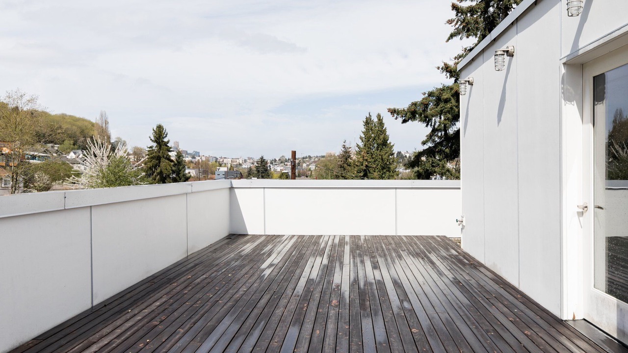 Photo of Patio Balcony in North Beacon Hill