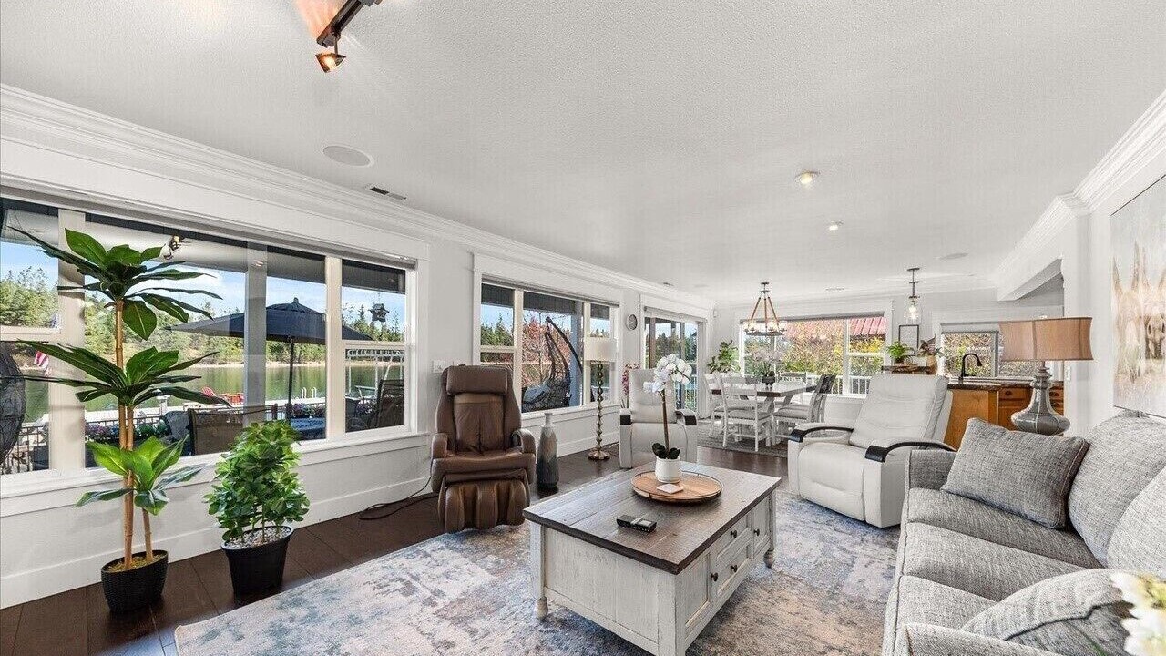 Photo of Livingroom in Post Falls