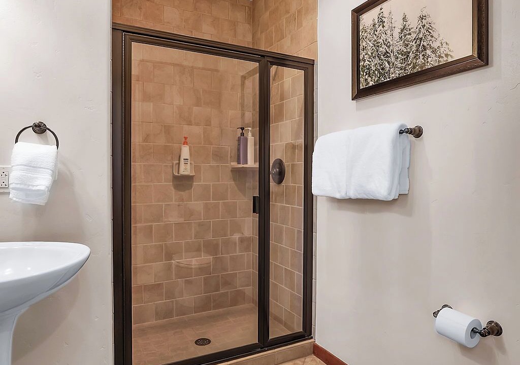 Photo of Bathroom in Tamarack Resort