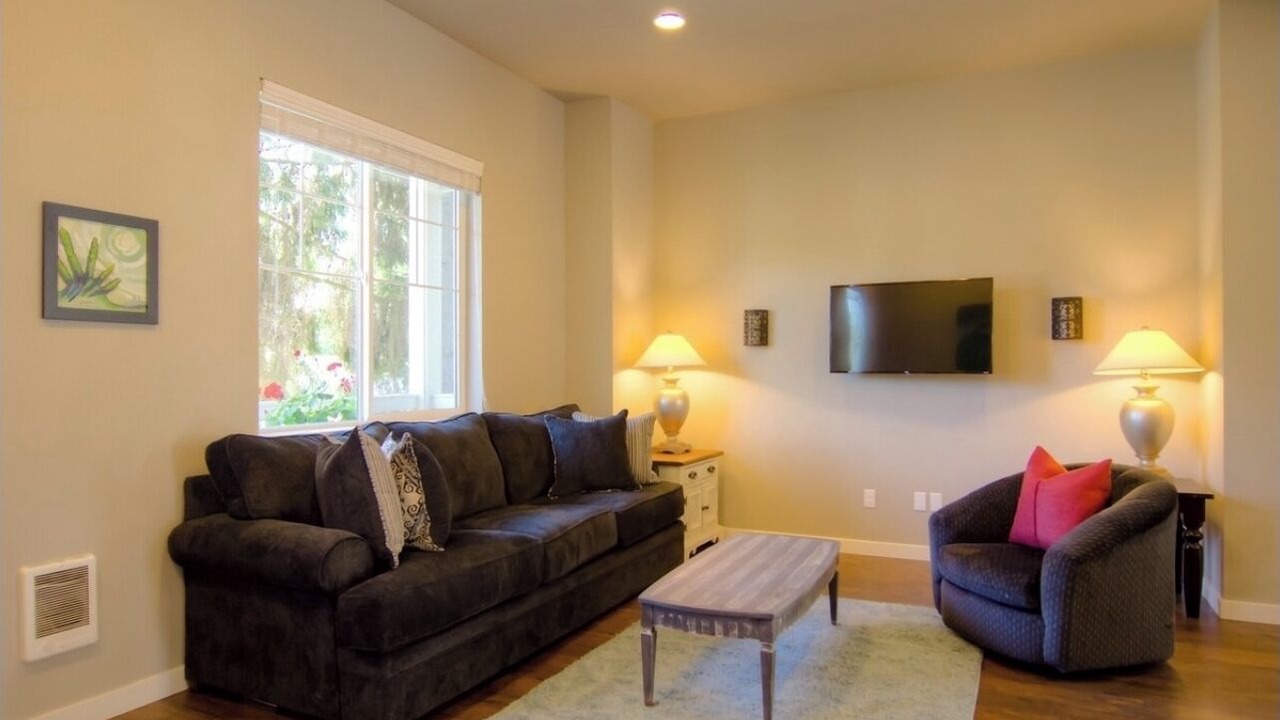 Photo of Livingroom in Central Tacoma