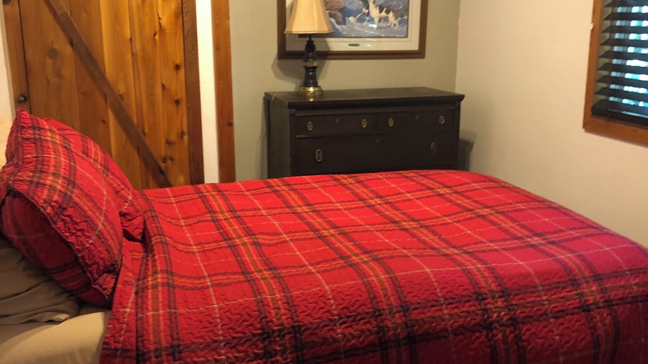 Photo of Bedroom in Noxon