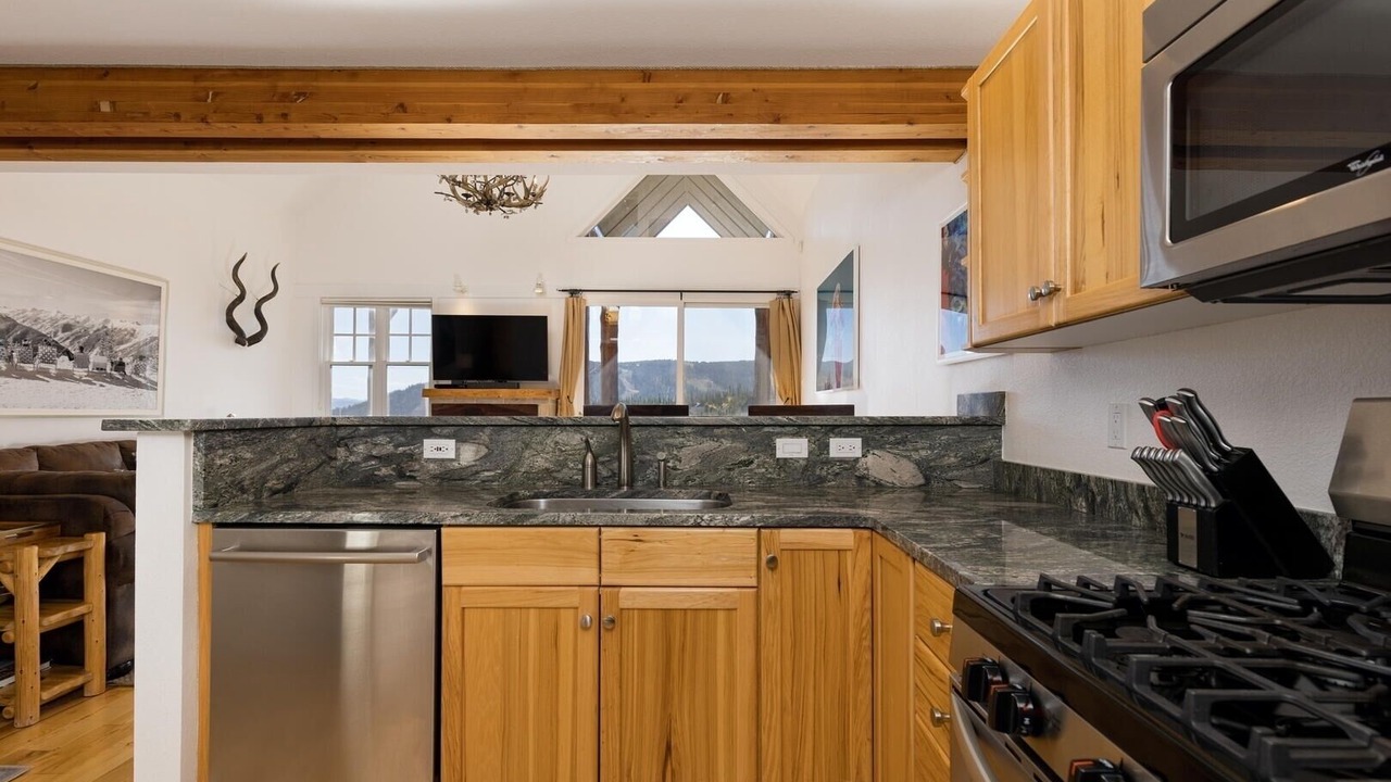 Photo of Kitchen in Saddle Ridge