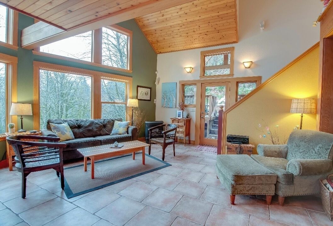 Photo of Livingroom in Welches