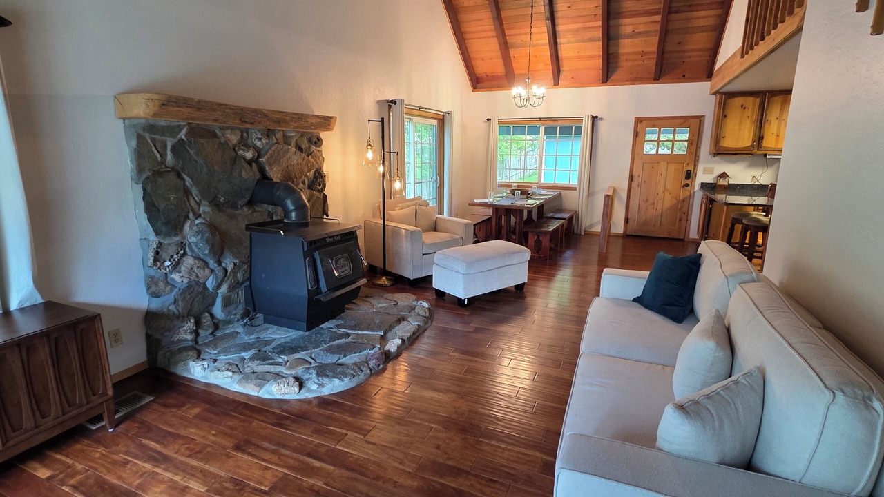 Photo of Livingroom in Jacksonville