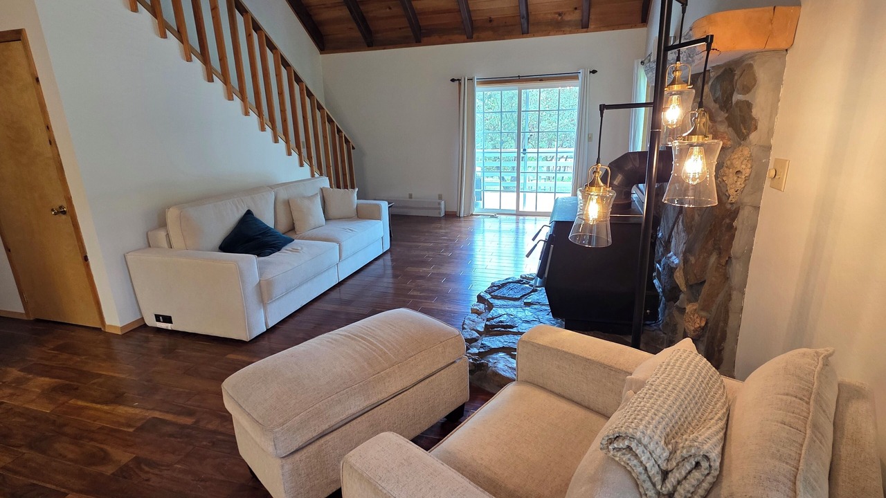 Photo of Livingroom in Jacksonville