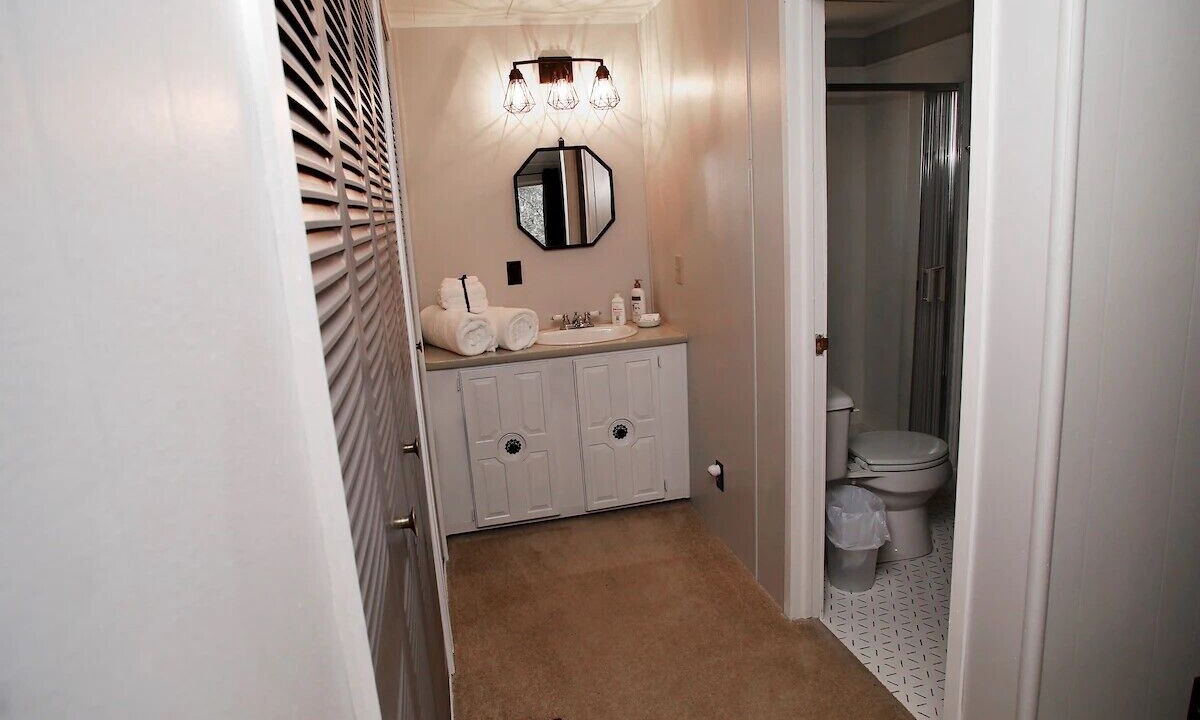 Photo of Bathroom in Garden Valley