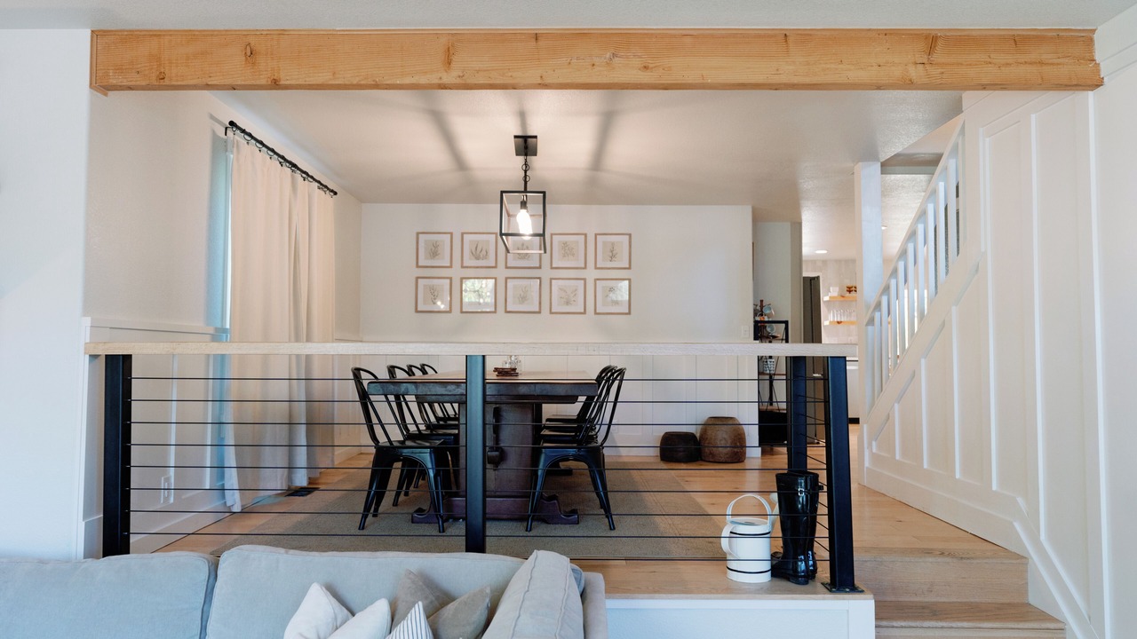Photo of Livingroom in Redwood