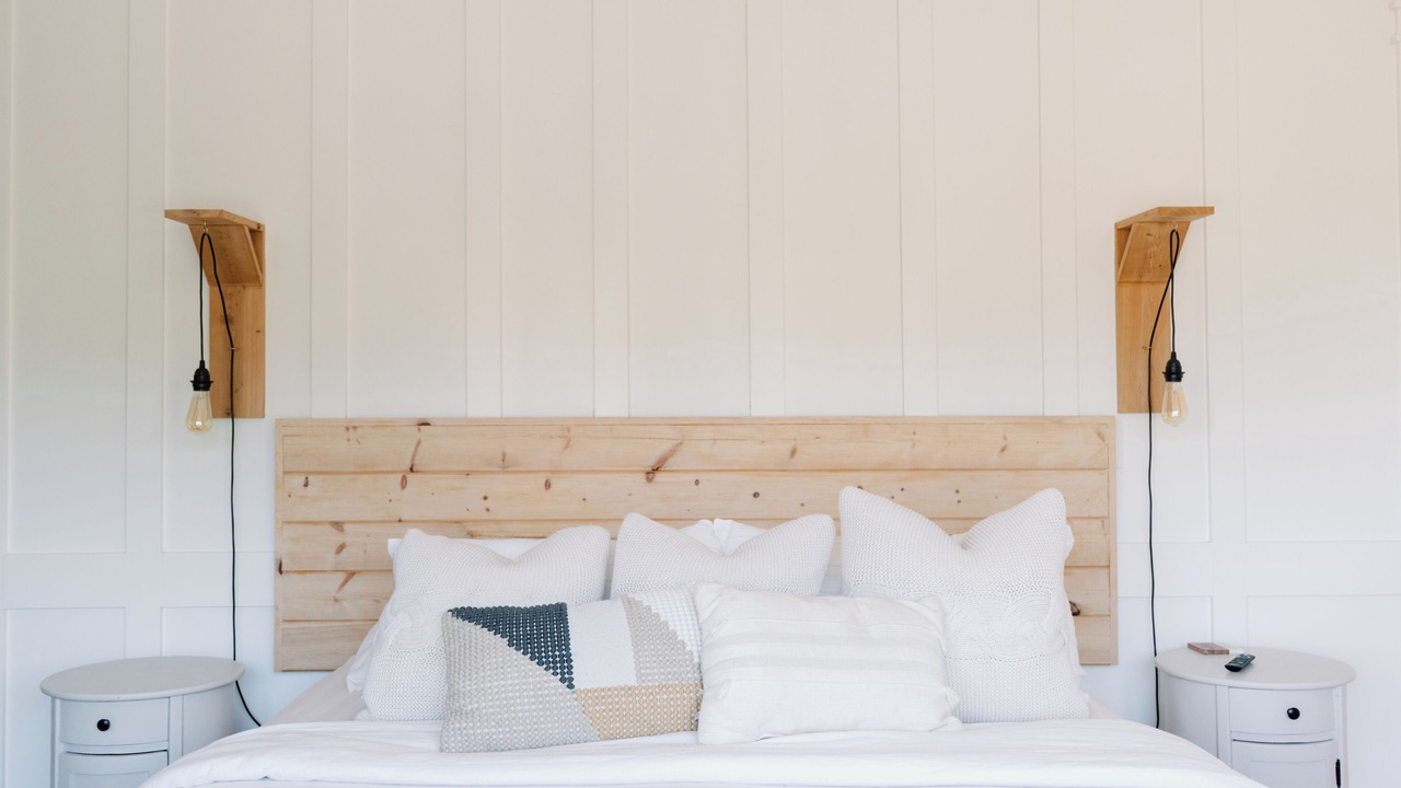 Photo of Bedroom in Redwood