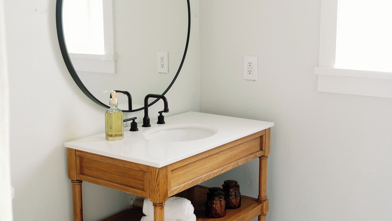 Photo of Bathroom in Redwood