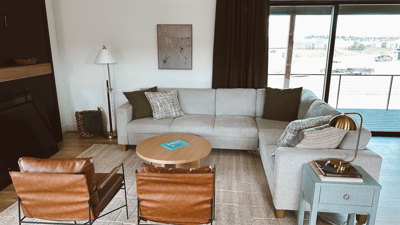 Photo of Livingroom in Sweetwater