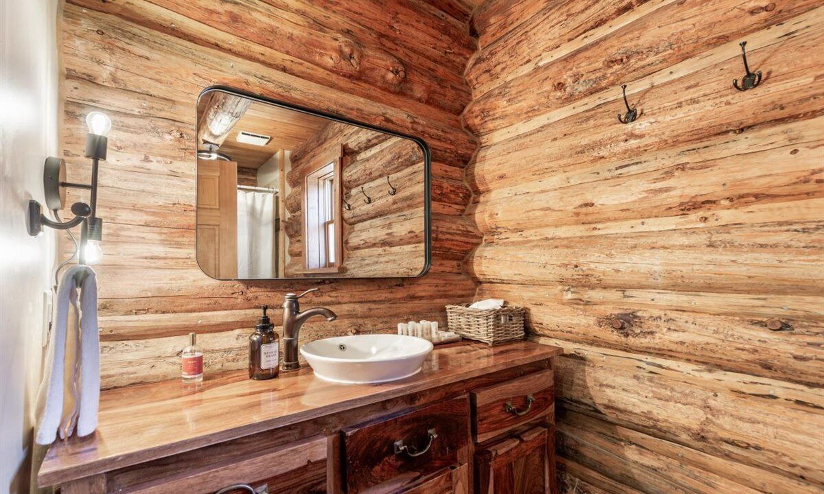 Photo of Bathroom in Ashton
