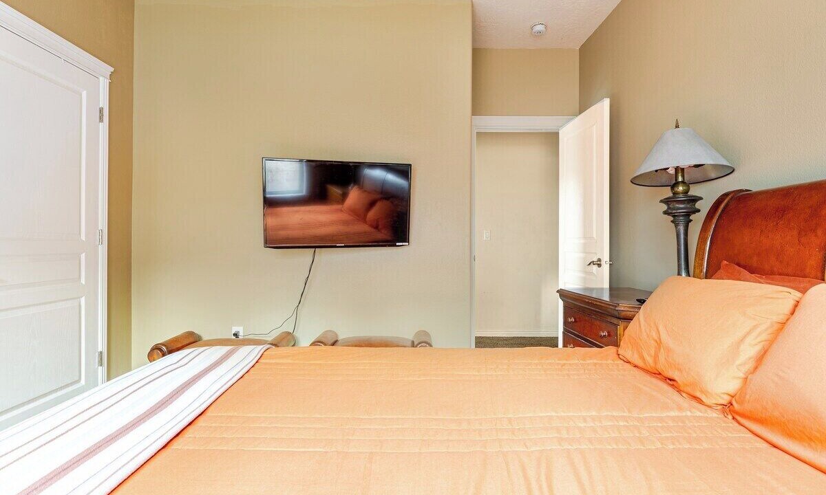 Photo of Bedroom in Southeast Boise