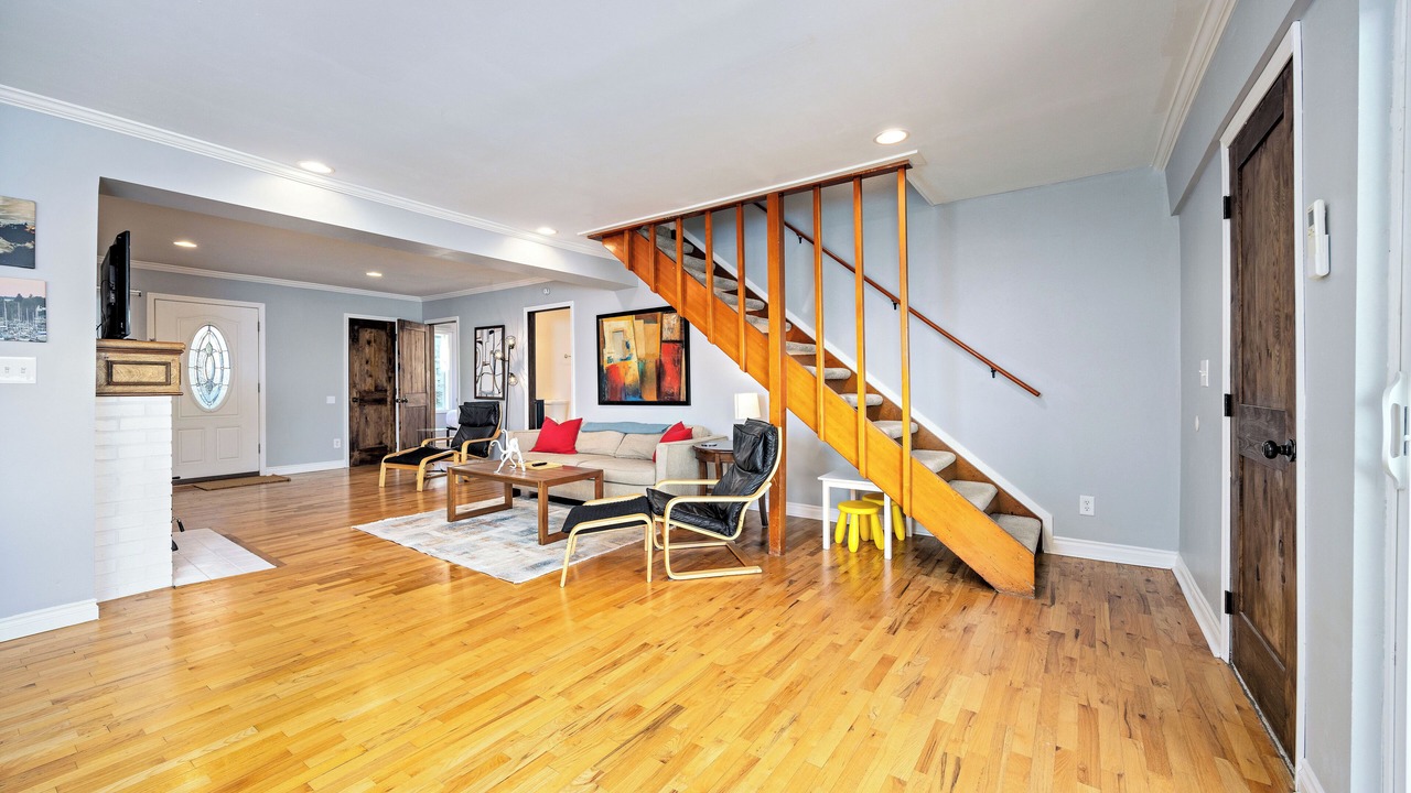 Photo of Livingroom in Bremerton