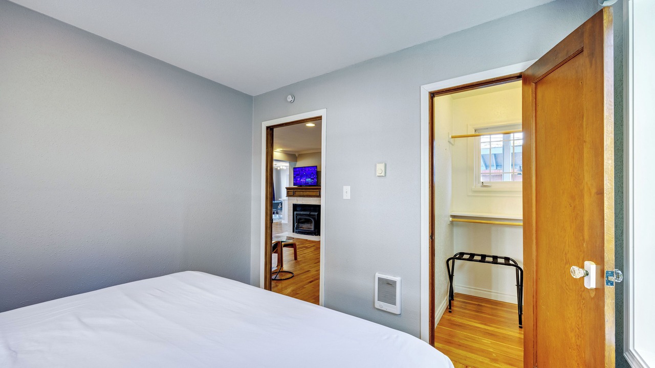 Photo of Bedroom in Bremerton