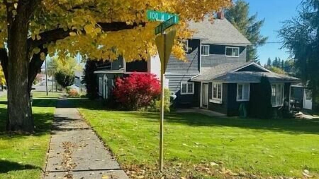 Photo of Others in Garfield