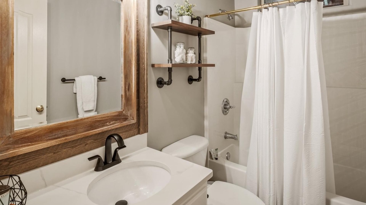 Photo of Bathroom in Sagle