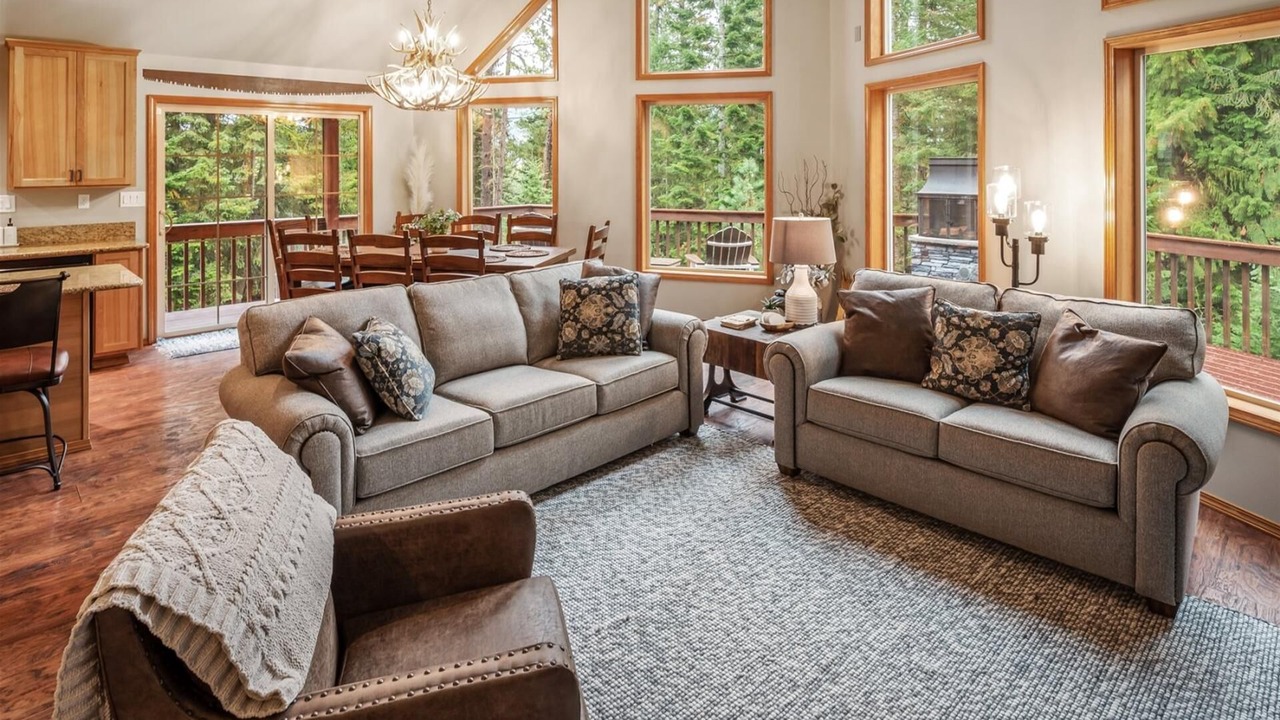 Photo of Livingroom in Sagle