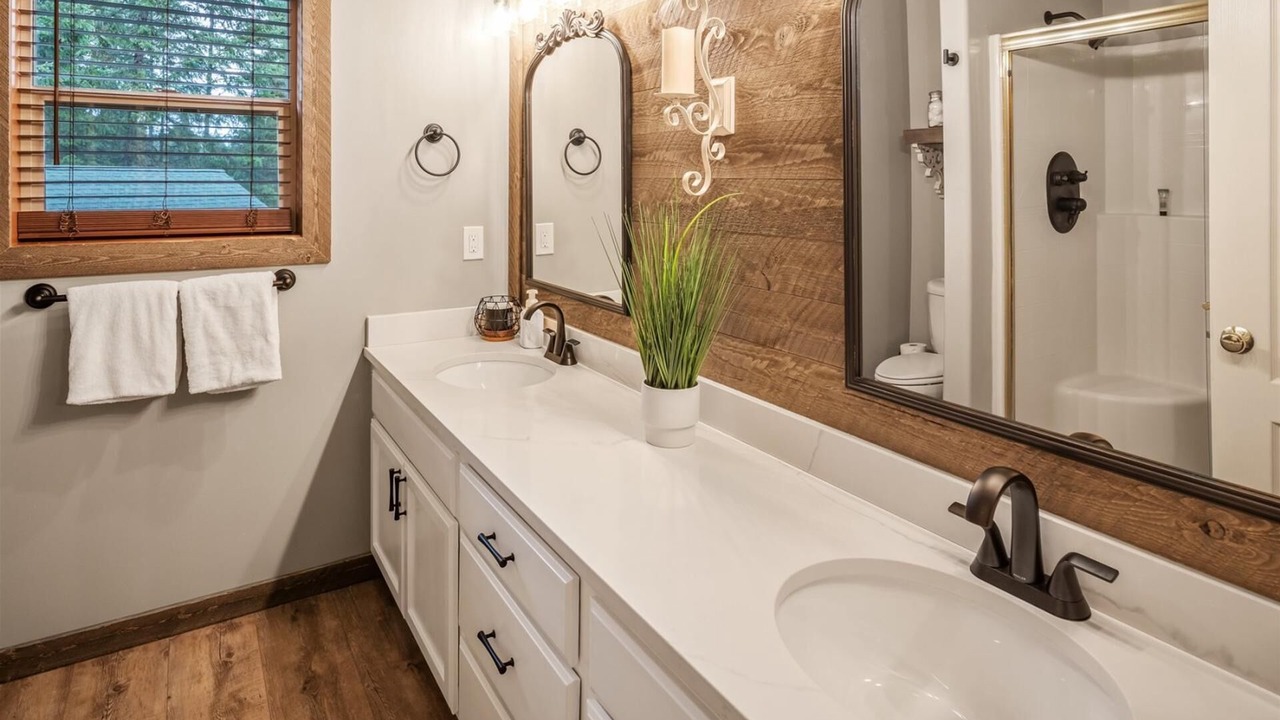 Photo of Bathroom in Sagle