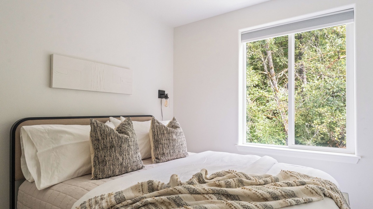 Photo of Bedroom in Bull Mountain