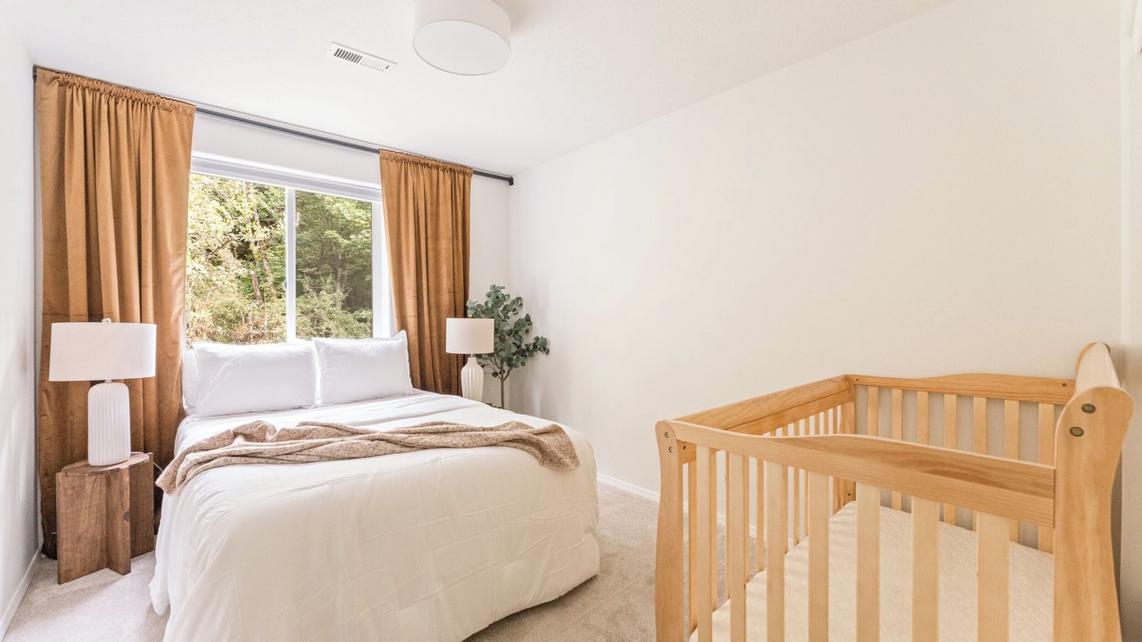 Photo of Bedroom in Bull Mountain