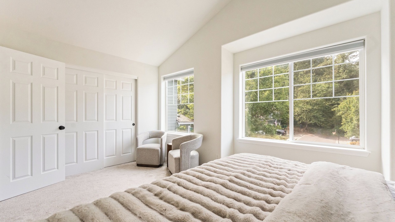 Photo of Bedroom in Bull Mountain