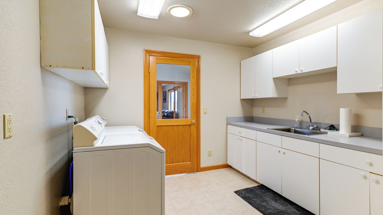 Photo of Bedroom in Oakland