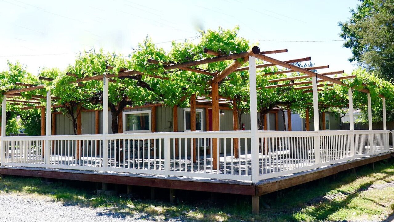 Photo of Outdoor in Kerby