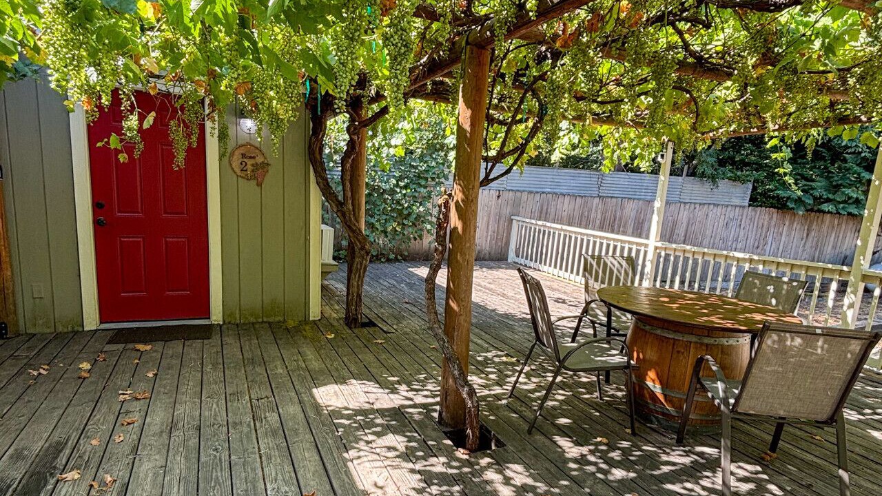 Photo of Outdoor in Kerby